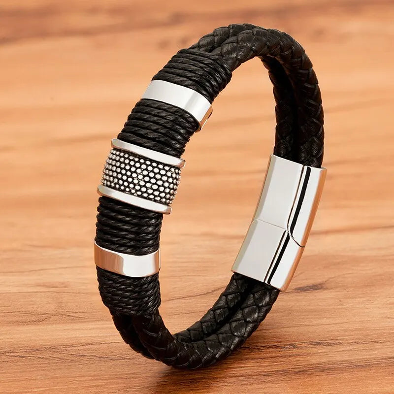 Pulseira Masculina Clássica de Couro Trançado com detalhes em inox